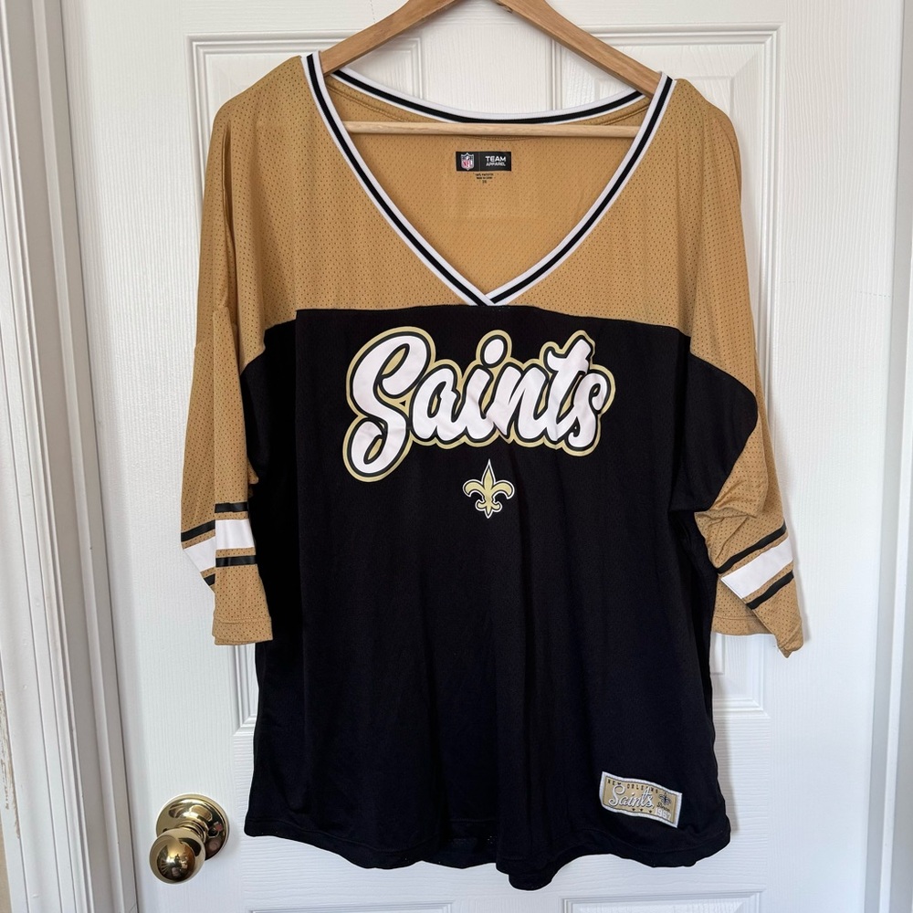 NFL Saints Black and Gold Women's Mesh V-Neck Top